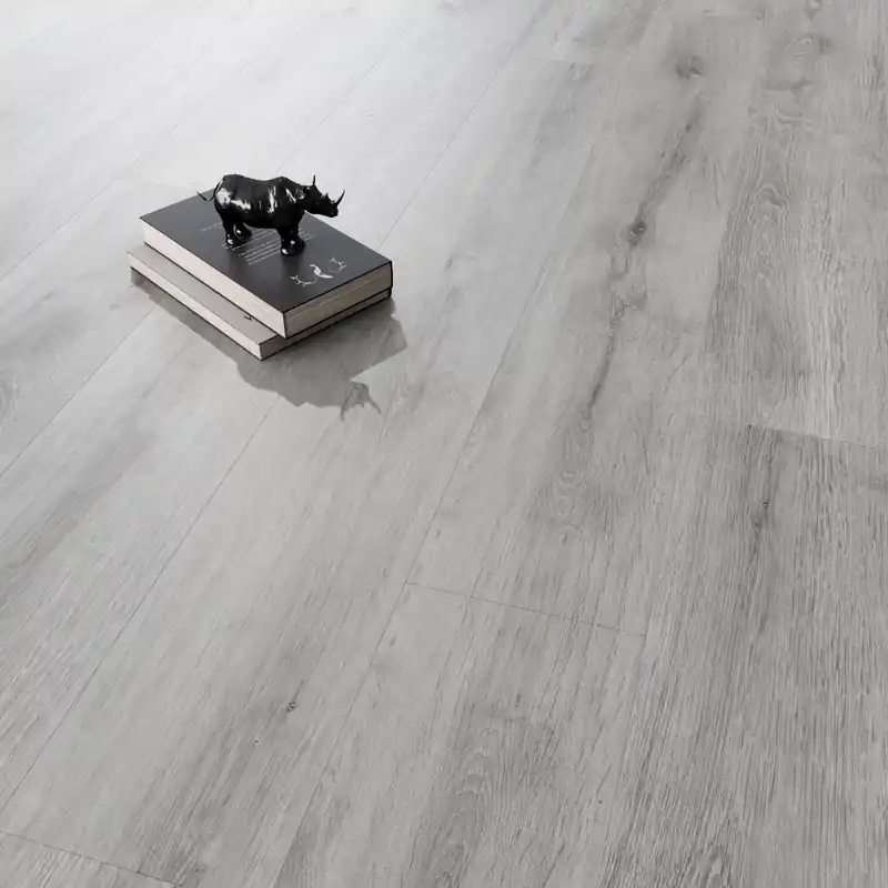 Preț promoțional Parchet laminat Silver Liva Oak, 8 mm, clasa 31, AC3