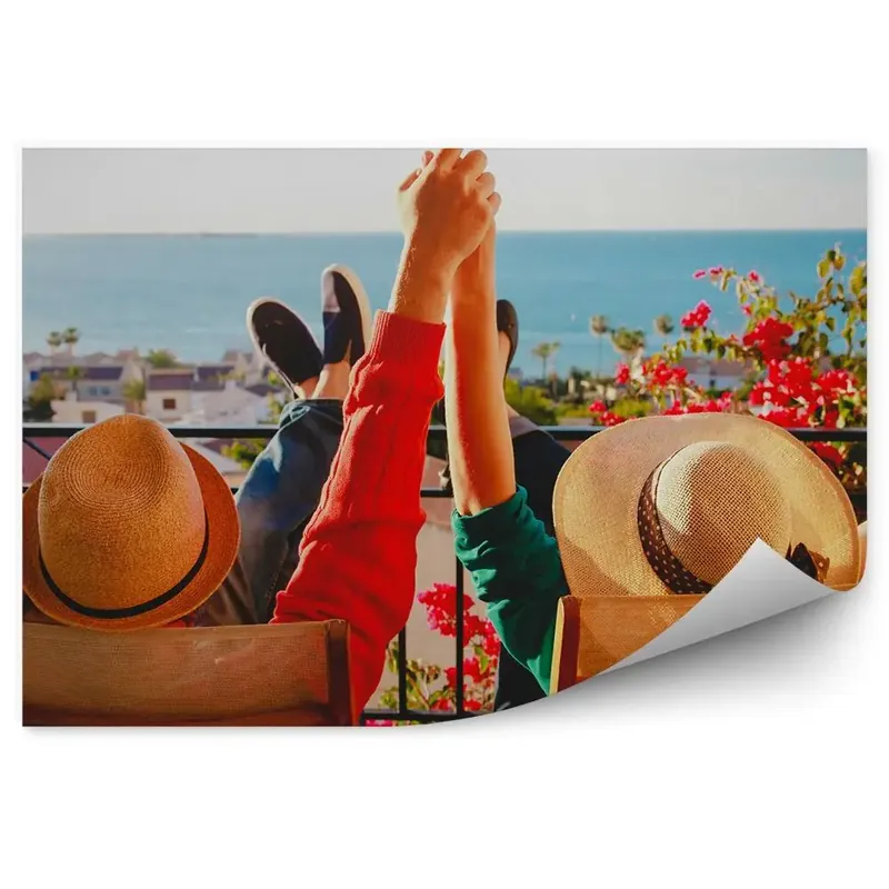 Reducere Fototapet vintage Cuplu Fericit Relaxant Balcon Terasa Flori Cladiri Vedere La Ocean