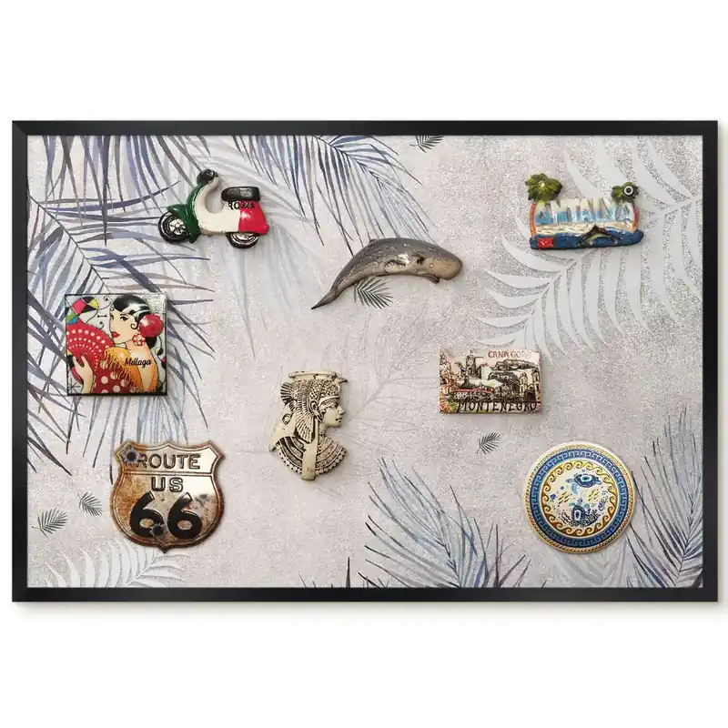 Lichidare de stoc Panou magnetic înrămat cu frunze de palmier pe fundal bej